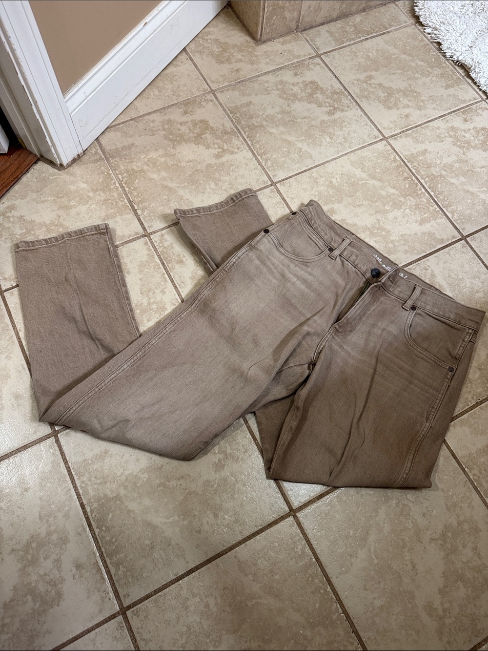 Men's Straight-Fit Chino Pants in Taupe